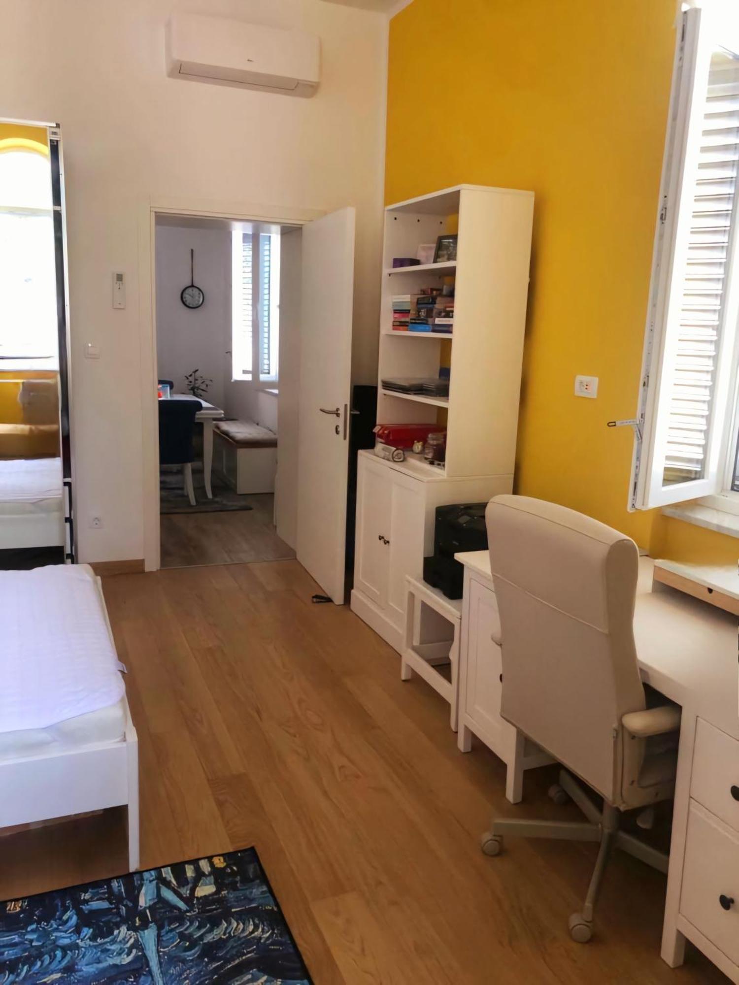 Chika Apartment Rijeka Bagian luar foto