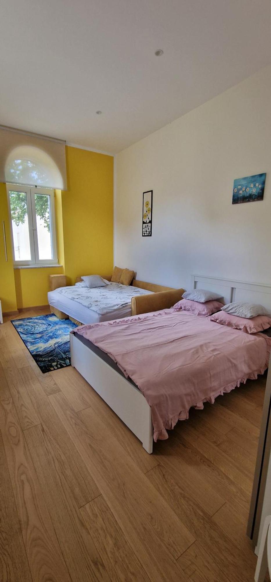 Chika Apartment Rijeka Bagian luar foto