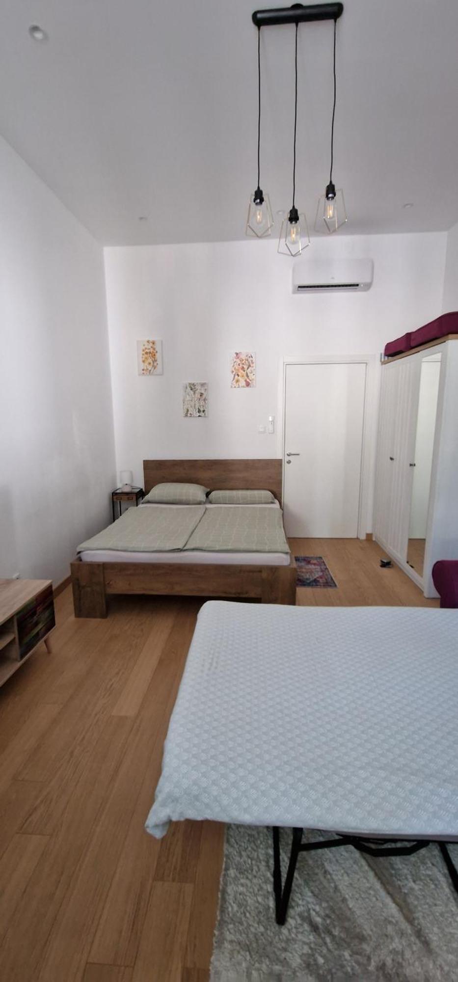 Chika Apartment Rijeka Bagian luar foto